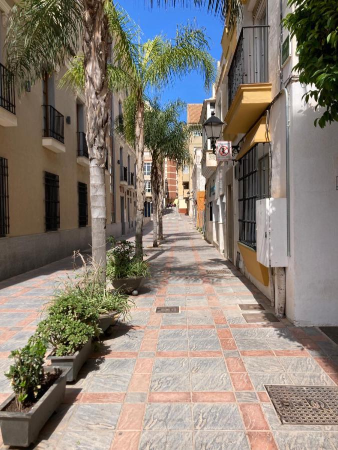 Piso dos dormitorios muy céntrico Fuengirola Extérieur photo